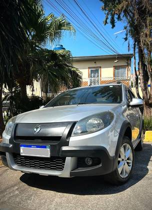 RENAULT SANDERO 1.6 STEPWAY 16V FLEX 4P AUTOMÁTICO RENAULT SANDERO 1.6 STEPWAY 16V FLEX 4P AUTOMÁTICO